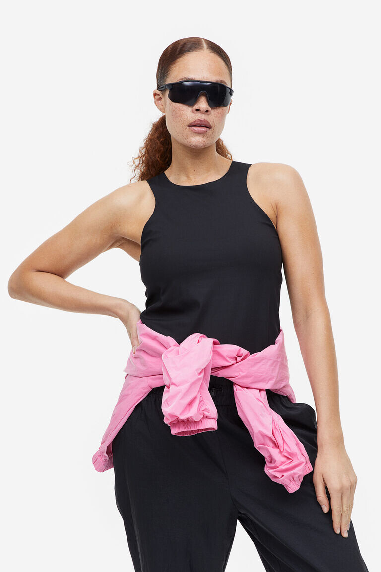 Спортивный топ drymove integral-бра H&M, черный
Спортивный топ drymove integral-бра H&M, черный