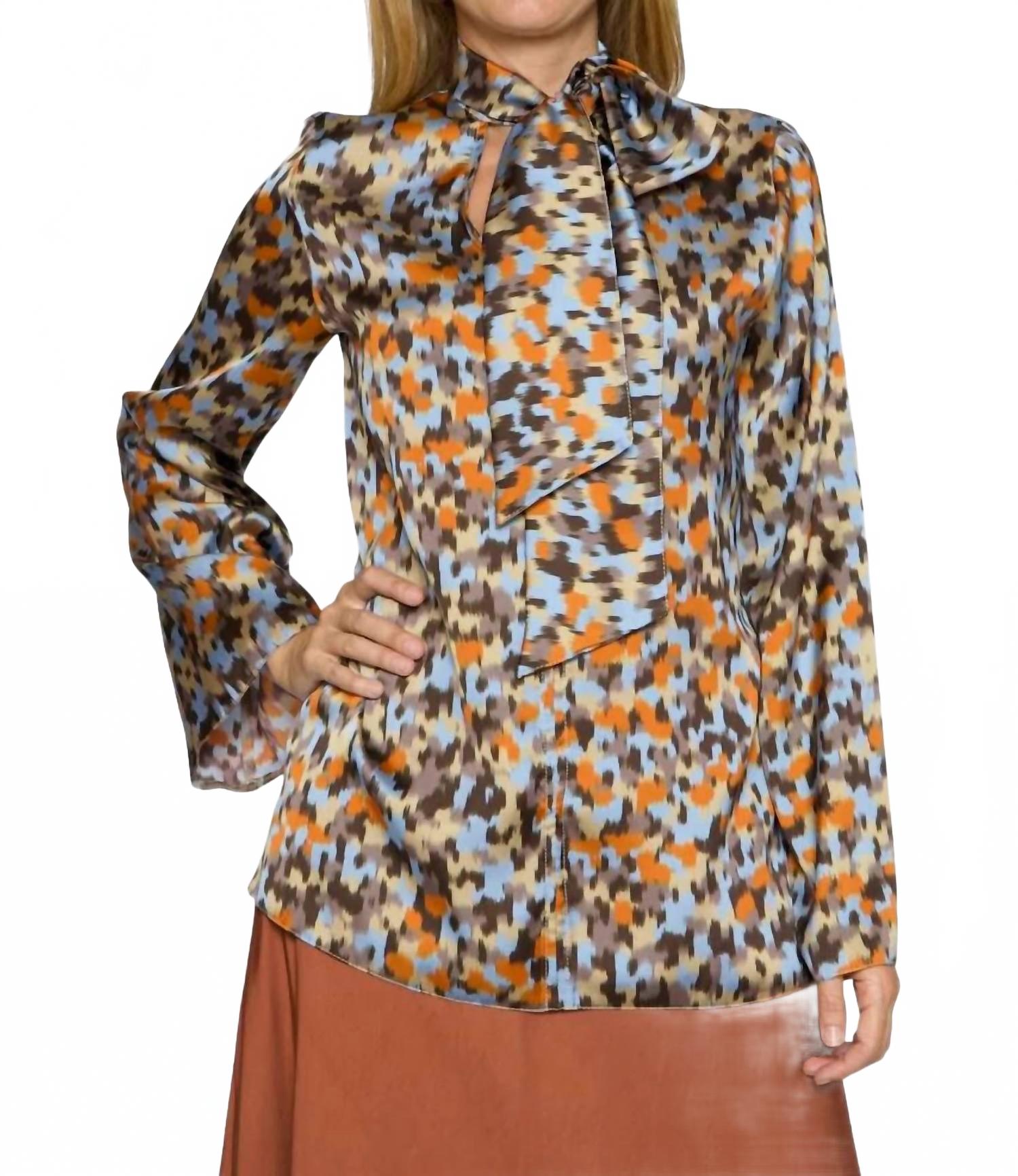 B.yu Bow Bouse In Multi
B.yu Bow Bouse In Multi