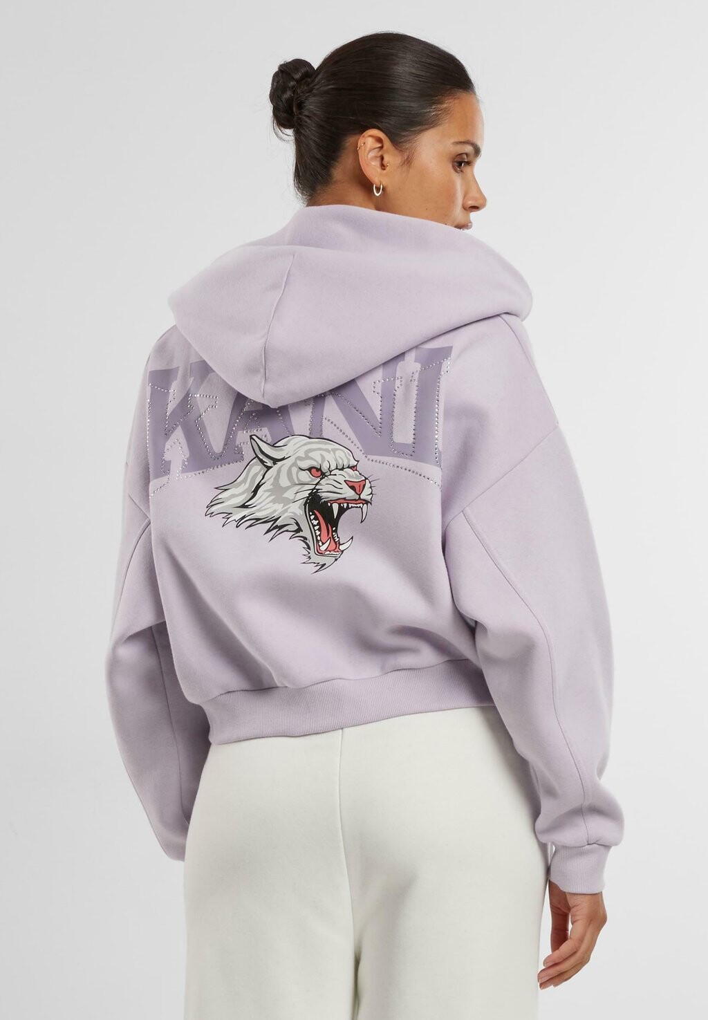 Толстовка на молнии SIGNATURE GLITTER HOODIE Karl Kani, фиолетовый
Толстовка на молнии SIGNATURE GLITTER HOODIE Karl Kani, фиолетовый