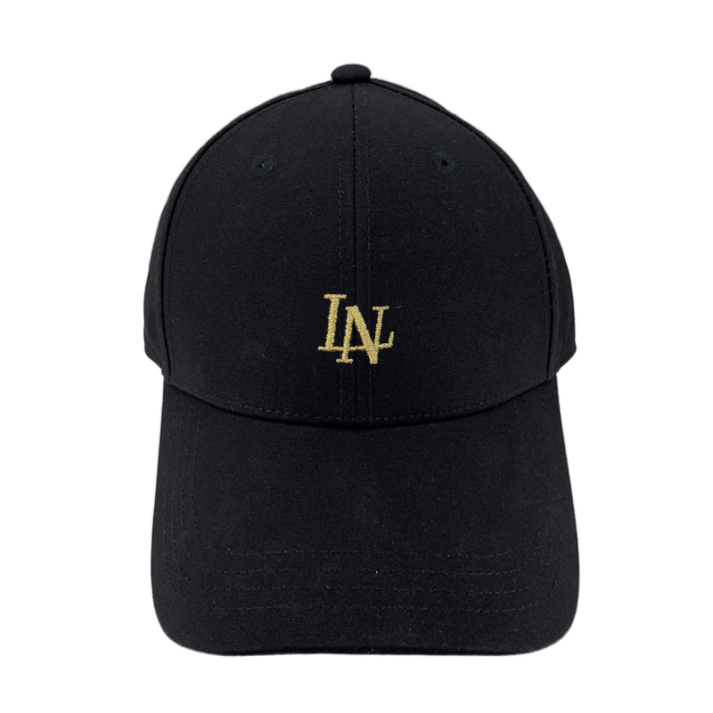 LINING Хлопковая бейсболка унисекс, Black LN Gold Logo
LINING Хлопковая бейсболка унисекс, Black LN Gold Logo
