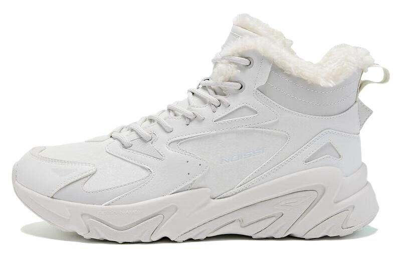 QIAODAN Прочные теплые высокие массивные кроссовки мужские белые
QIAODAN Прочные теплые высокие массивные кроссовки мужские белые