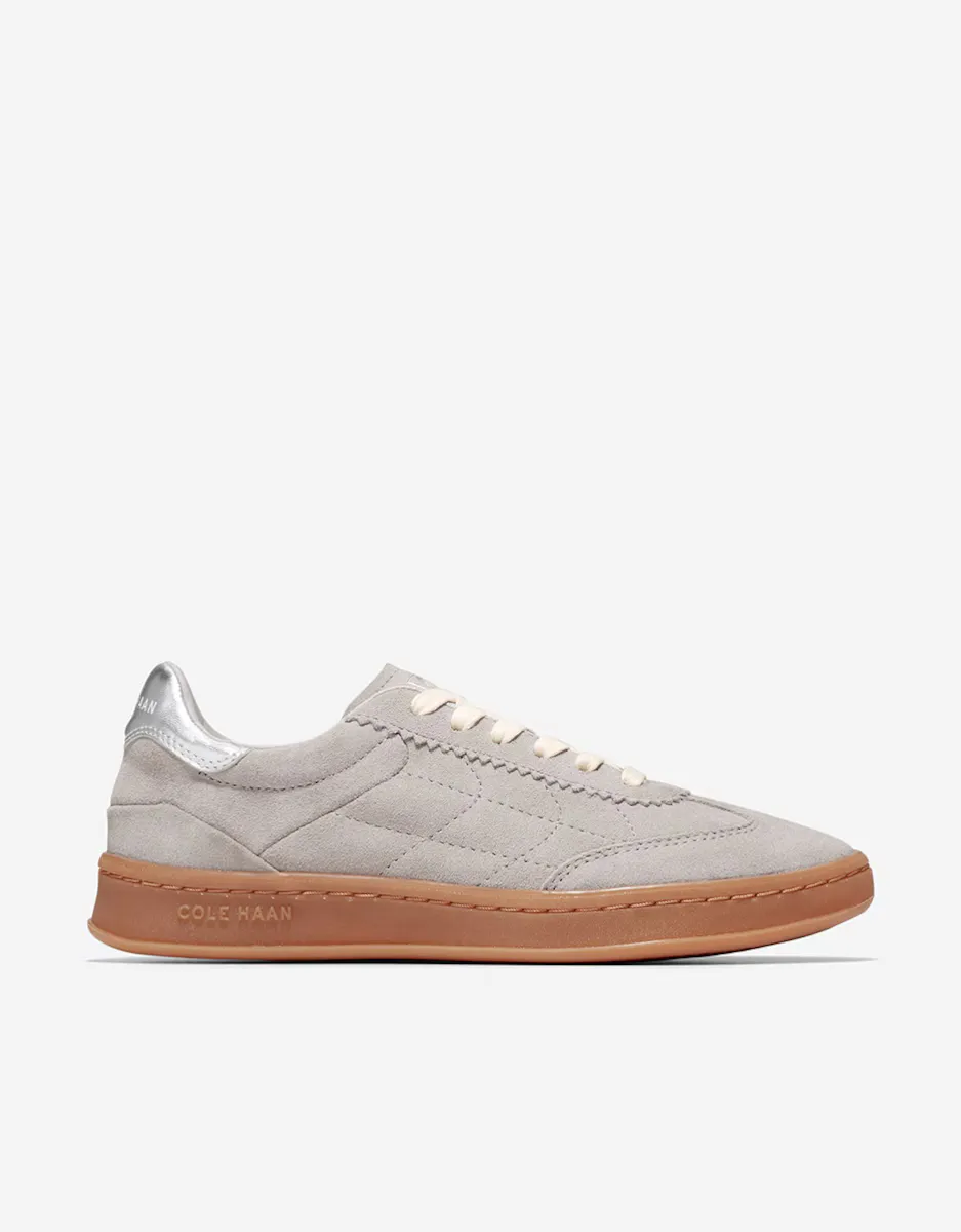 Женские кожаные кроссовки в футбольном стиле со шнуровкой Cole Haan, цвет Topo
Женские кожаные кроссовки в футбольном стиле со шнуровкой Cole Haan, цвет Topo