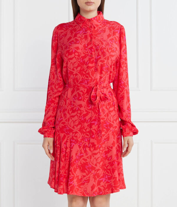 Платье-рубашка женское Riani из вискозы с поясом, красный
Платье-рубашка женское Riani из вискозы с поясом, красный