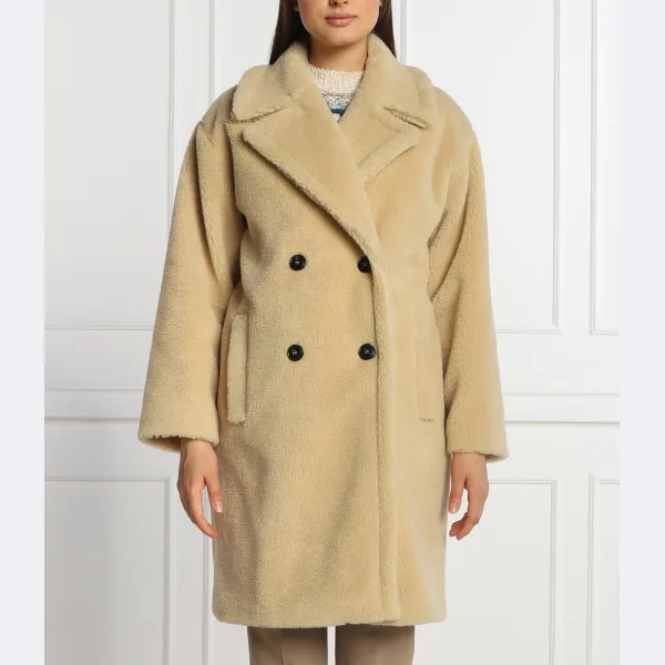 Osanna куртка из овчины классического кроя с добавлением шерсти Marella, бежевый
Osanna куртка из овчины классического кроя с добавлением шерсти Marella, бежевый