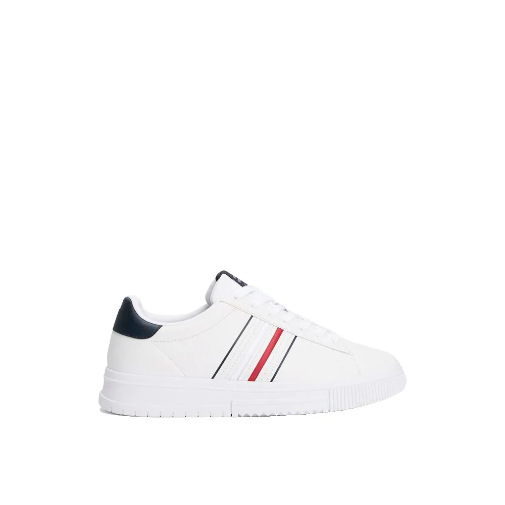 Кроссовки Tommy Hilfiger FM0FM05406, белый
Кроссовки Tommy Hilfiger FM0FM05406, белый
