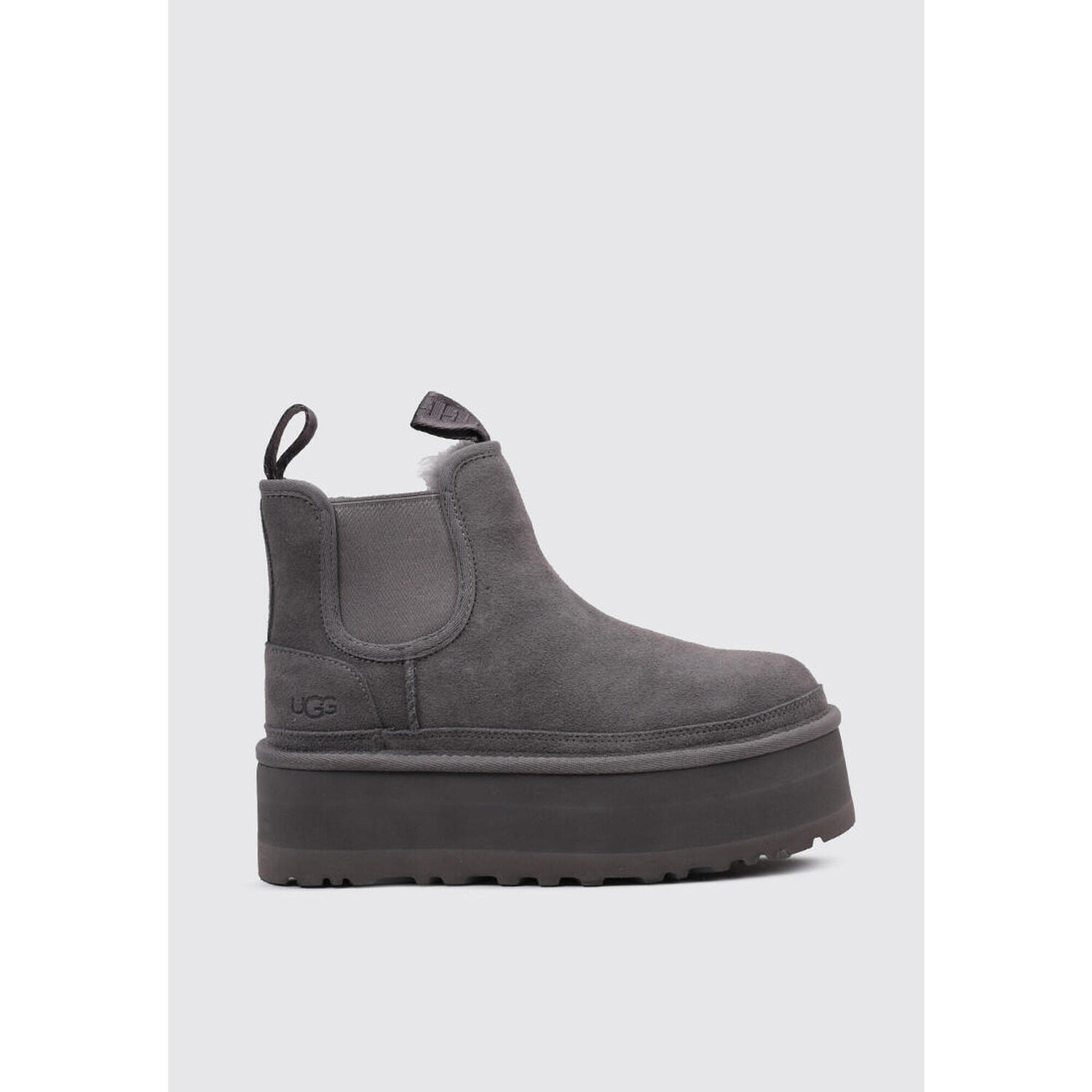 Женские зимние ботинки Ugg, серый
Женские зимние ботинки Ugg, серый