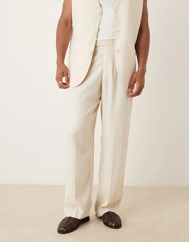 Широкие брюки ASOS DESIGN из костюмной ткани со льном белого цвета
Широкие брюки ASOS DESIGN из костюмной ткани со льном белого цвета