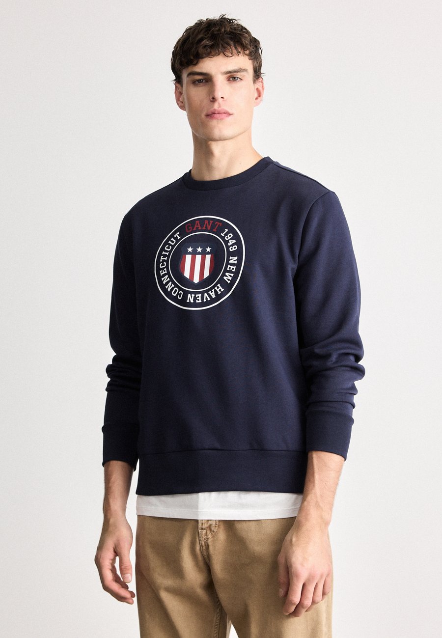 Толстовка GANT GRAPHIC C NECK, Evening Blue/Dark Blue
Толстовка GANT GRAPHIC C NECK, Evening Blue/Dark Blue
