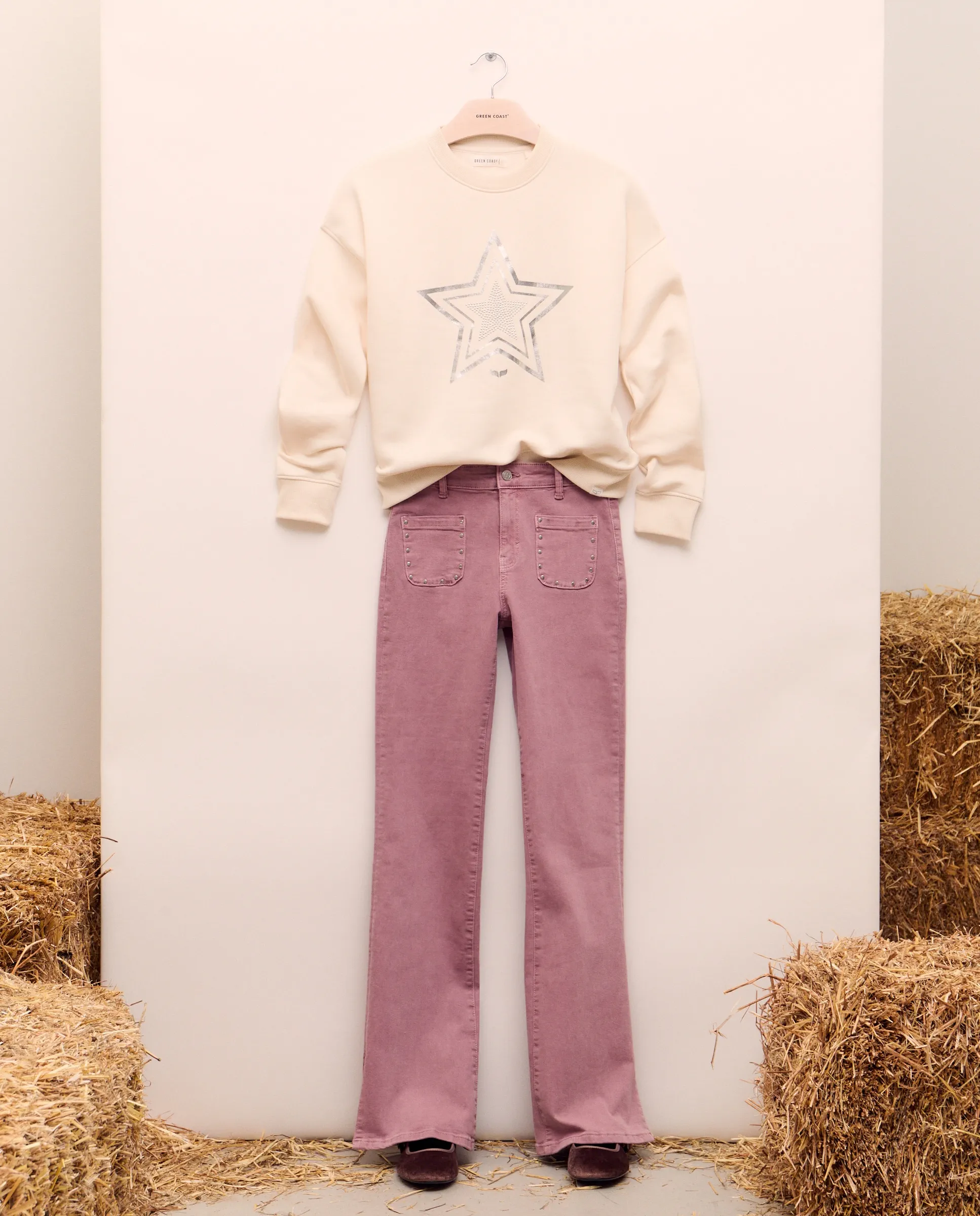 Женская толстовка с круглым вырезом и принтом спереди Green Coast, песочный
Женская толстовка с круглым вырезом и принтом спереди Green Coast, песочный