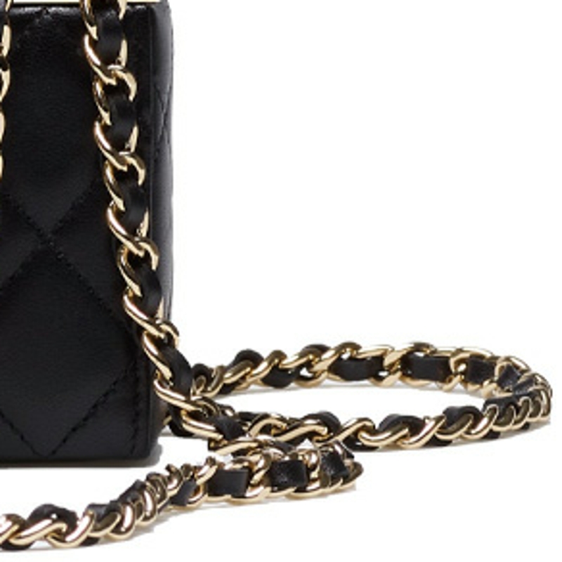 Косметичка из овчины, Сумка через плечо, Сумка-кроссбоди Трампетс Женская Черная CHANEL
Косметичка из овчины, Сумка через плечо, Сумка-кроссбоди Трампетс Женская Черная CHANEL