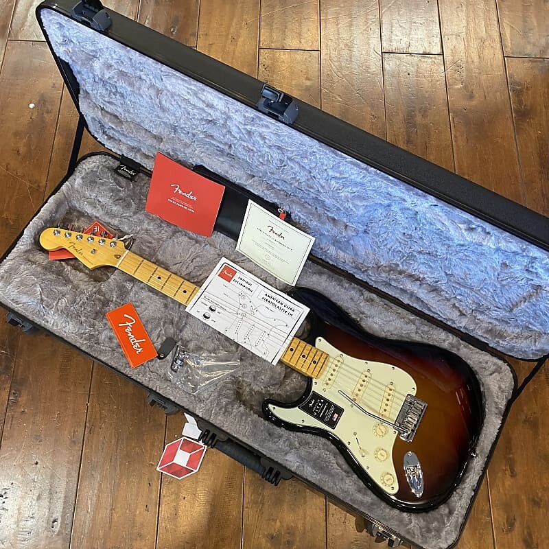 Электрогитара Fender American Ultra Stratocaster Left-Handed MN Maple 2021 Ultraburst US210065420
Электрогитара Fender American Ultra Stratocaster Left-Handed MN Maple 2021 Ultraburst US210065420