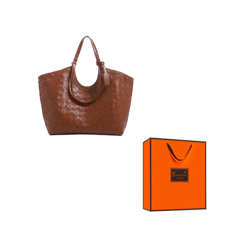 PAYOT Сумка-шоппер из искусственной кожи через плечо женская мультиколор
PAYOT Сумка-шоппер из искусственной кожи через плечо женская мультиколор