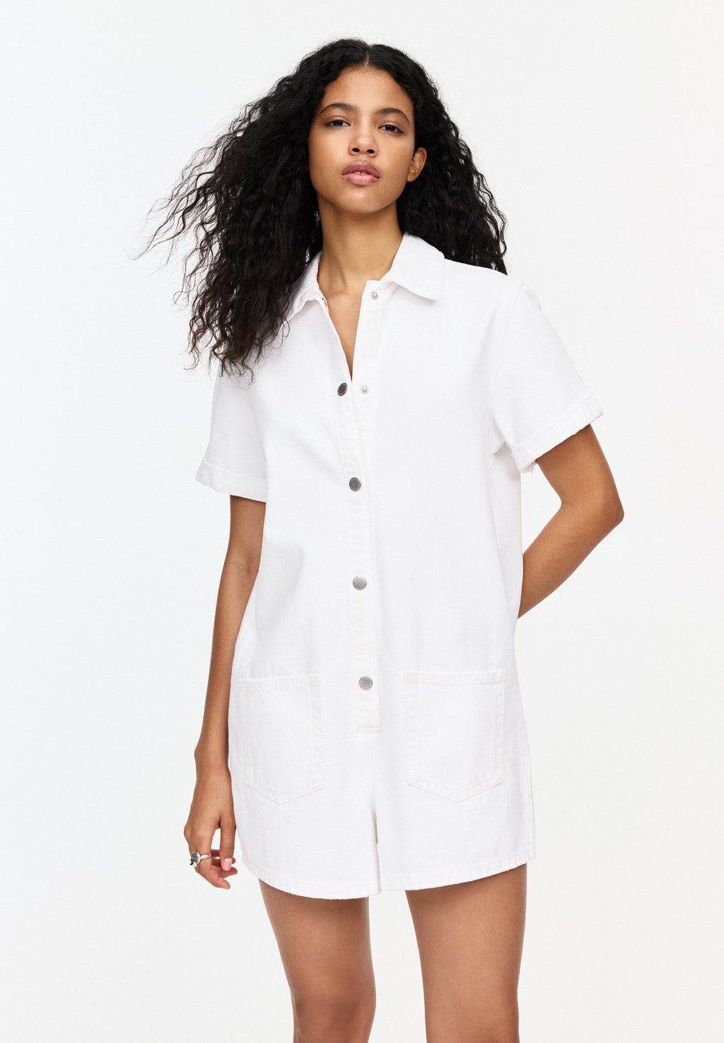 Комбинезон PULL&BEAR, белый 
Комбинезон PULL&BEAR, белый