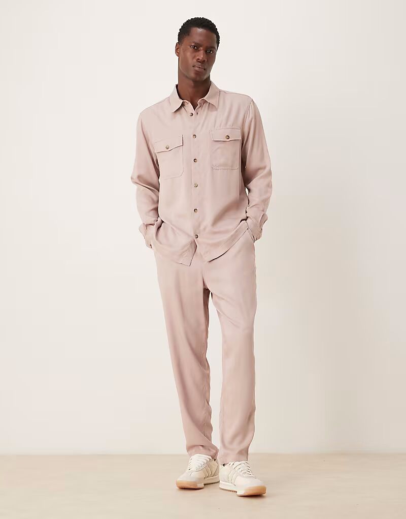 Зауженные брюки бежевого цвета Asos Design
Зауженные брюки бежевого цвета Asos Design