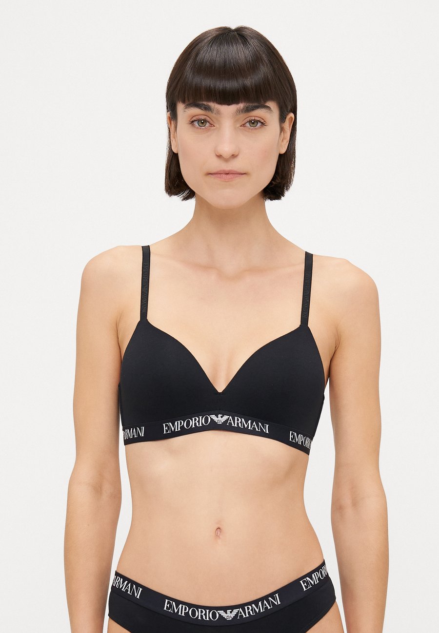 Бюстгальтер Emporio Armani PADDED TRIANGLE BRA, Black Beauty/Black
Бюстгальтер Emporio Armani PADDED TRIANGLE BRA, Black Beauty/Black