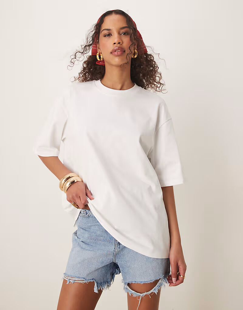 Футболка Gina Tricot большого размера с короткими рукавами белого цвета
Футболка Gina Tricot большого размера с короткими рукавами белого цвета