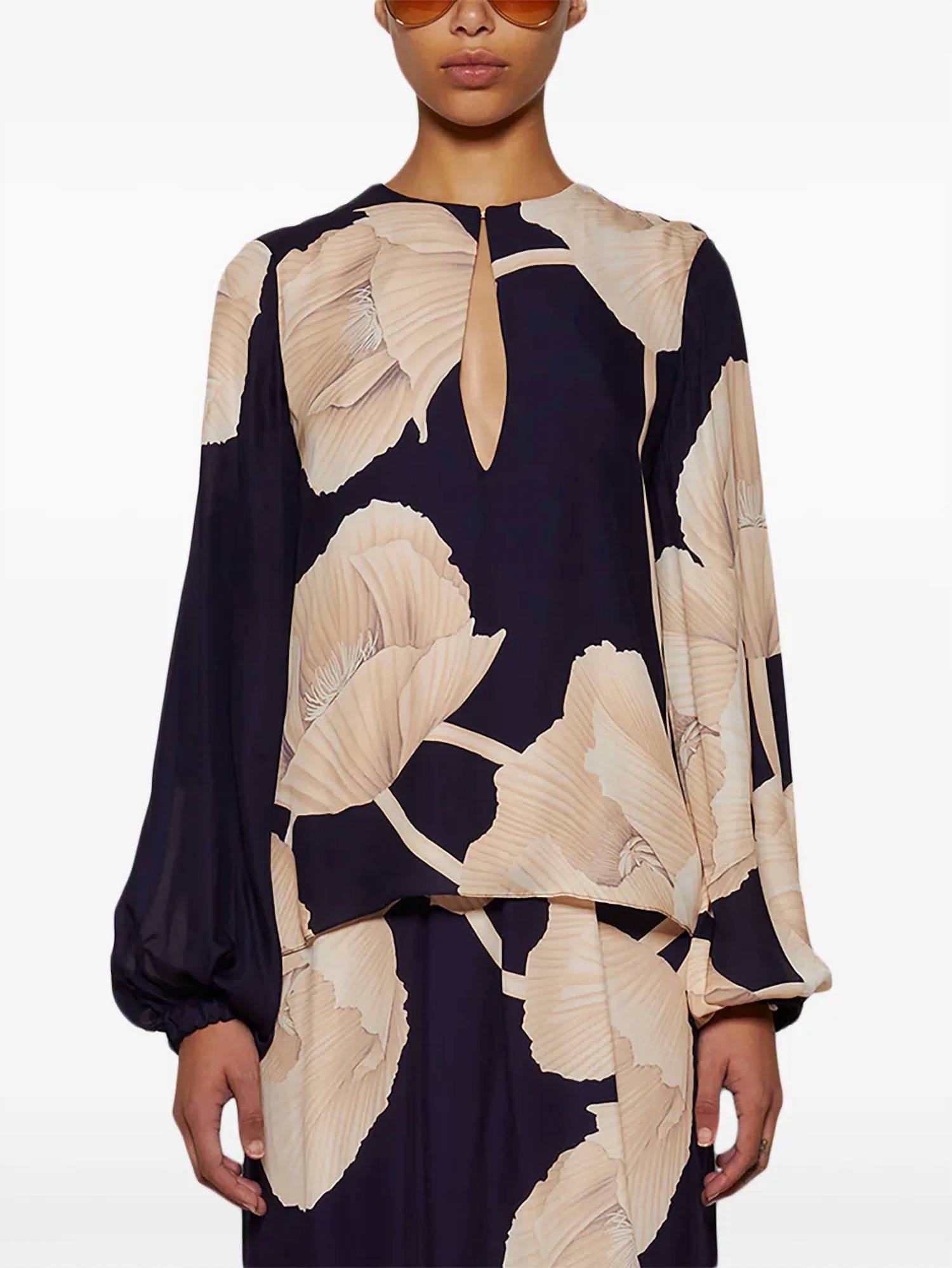 Топ с длинным рукавом Gotas Florales в темно-синем цвете Johanna Ortiz
Топ с длинным рукавом Gotas Florales в темно-синем цвете Johanna Ortiz