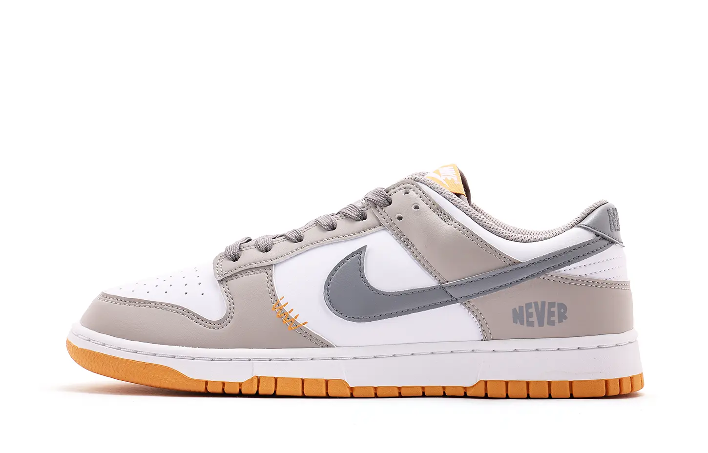 Dunk устойчивые к истиранию, легкие и дышащие низкие кроссовки для скейтбординга unisex белый Nike, серый
Dunk устойчивые к истиранию, легкие и дышащие низкие кроссовки для скейтбординга unisex белый Nike, серый