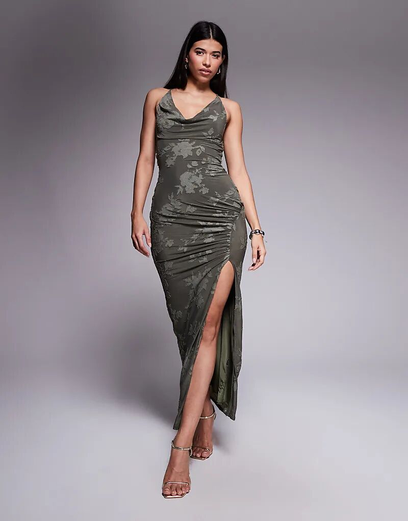 Платье макси ASOS DESIGN с вырезом-халтером и золотистой фурнитурой цвета хаки
Платье макси ASOS DESIGN с вырезом-халтером и золотистой фурнитурой цвета хаки