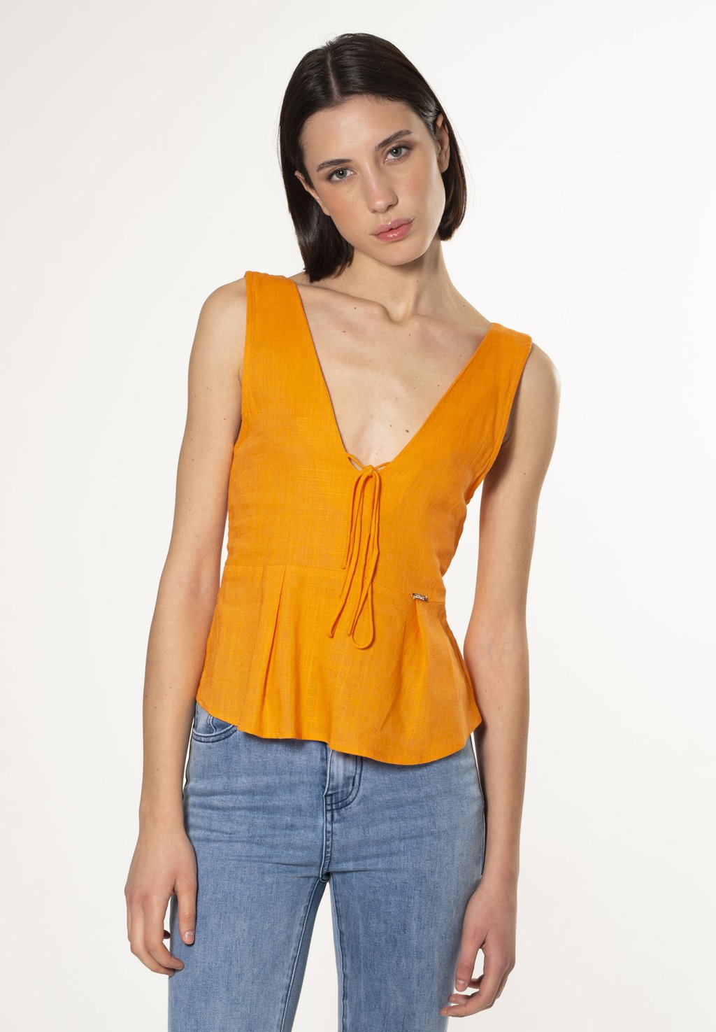 Топ PLUNGE INFLUENCER, оранжевый
Топ PLUNGE INFLUENCER, оранжевый