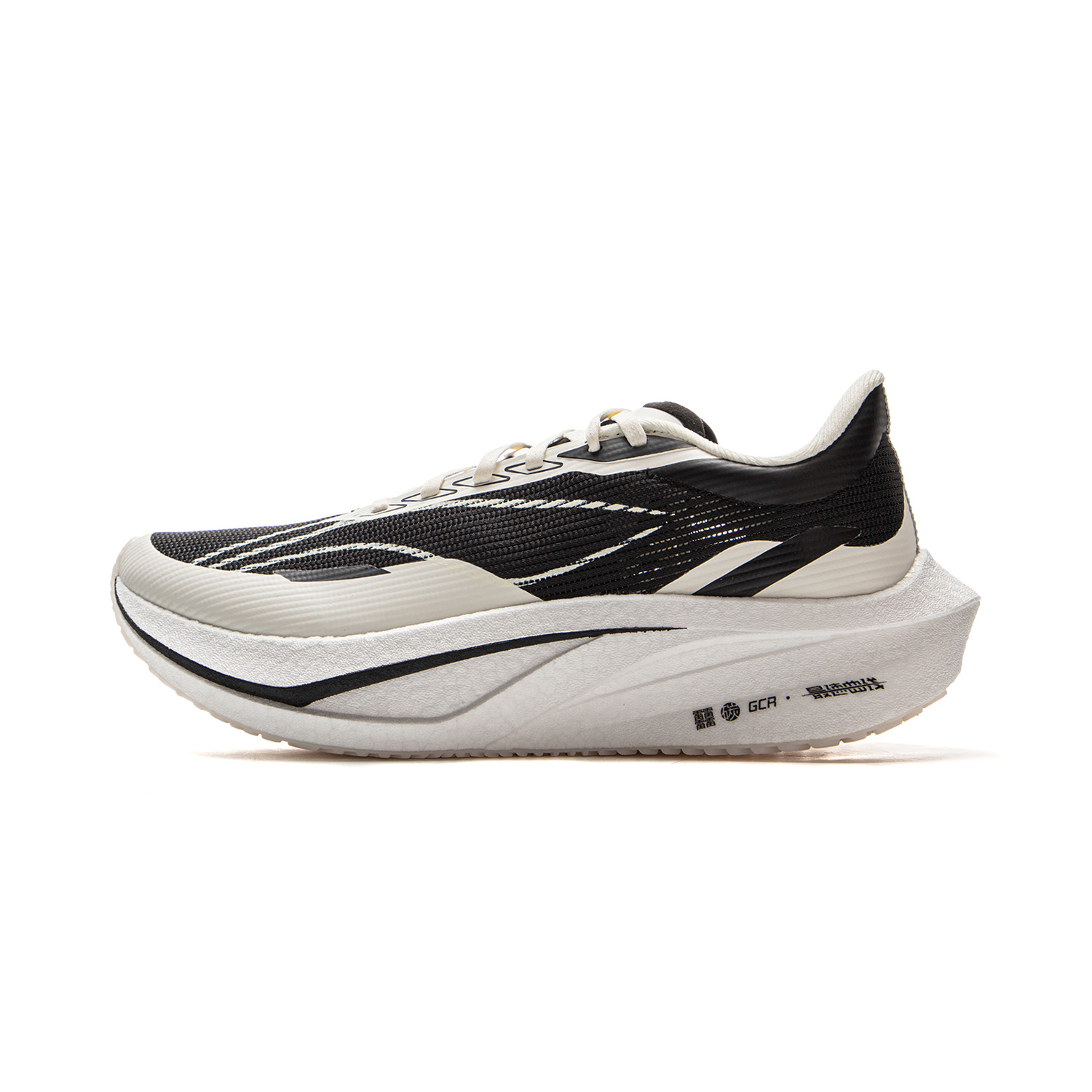 Feidian 4 Challenger Беговые кроссовки Мужские Низкие Черные/Экрю LINING
Feidian 4 Challenger Беговые кроссовки Мужские Низкие Черные/Экрю LINING