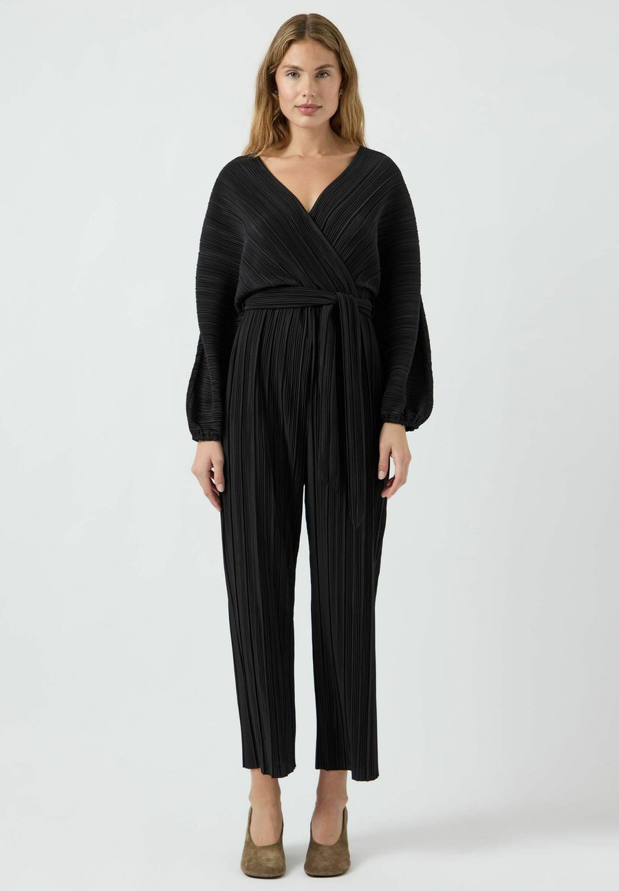 Комбинезон YAS YASOLINDA, Black/Brown
Комбинезон YAS YASOLINDA, Black/Brown