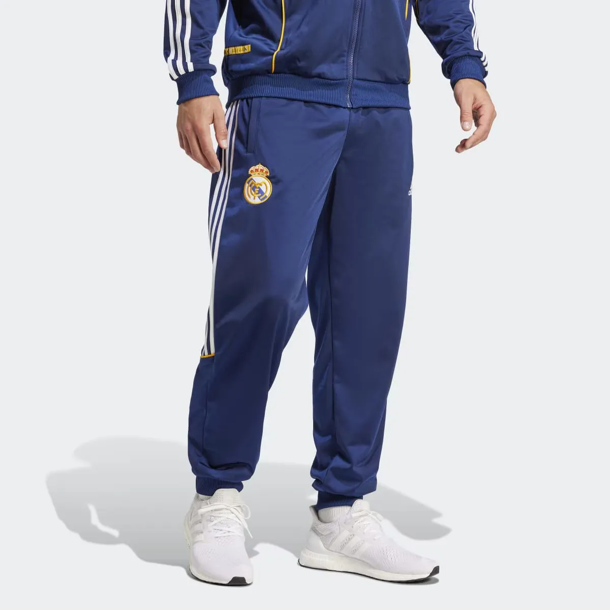 Мужские брюки Adidas Real Madrid 99/00, синий
Мужские брюки Adidas Real Madrid 99/00, синий