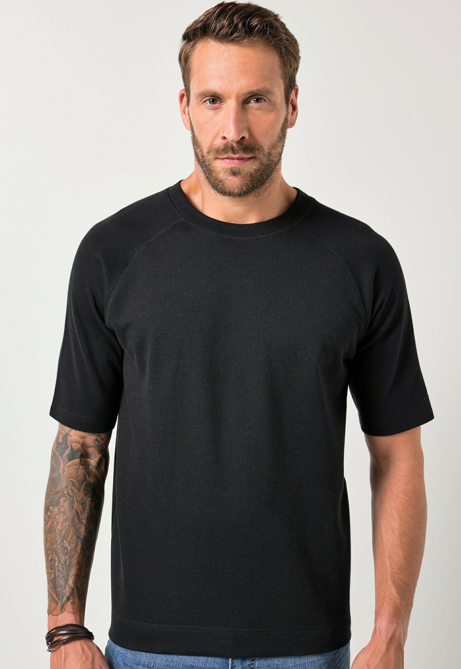 Футболка JP1880 Basic T-shirt, Black, Черный, Футболка JP1880 Basic T-shirt, Black
Футболка JP1880 Basic T-shirt, Black, Черный, Футболка JP1880 Basic T-shirt, Black