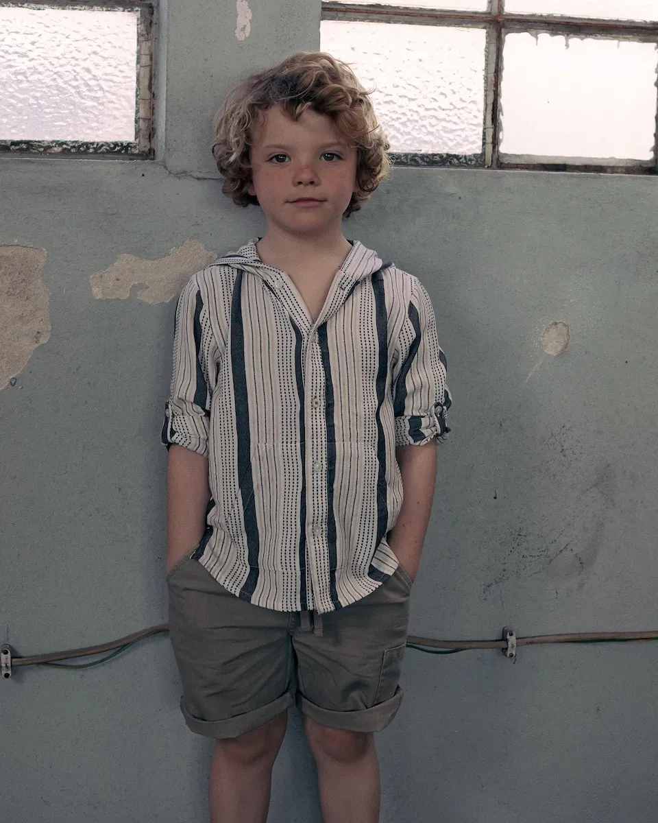 Детская футболка с капюшоном и рельефными полосками Zippy, бежевый
Детская футболка с капюшоном и рельефными полосками Zippy, бежевый