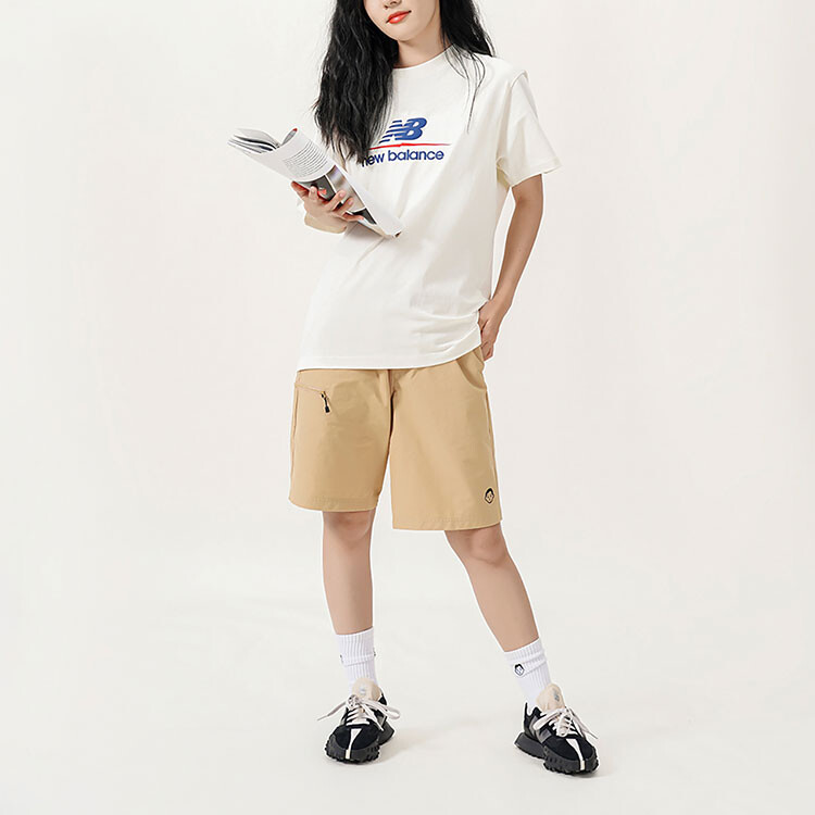 Футболка мужская цвета слоновой кости New Balance, белый
Футболка мужская цвета слоновой кости New Balance, белый