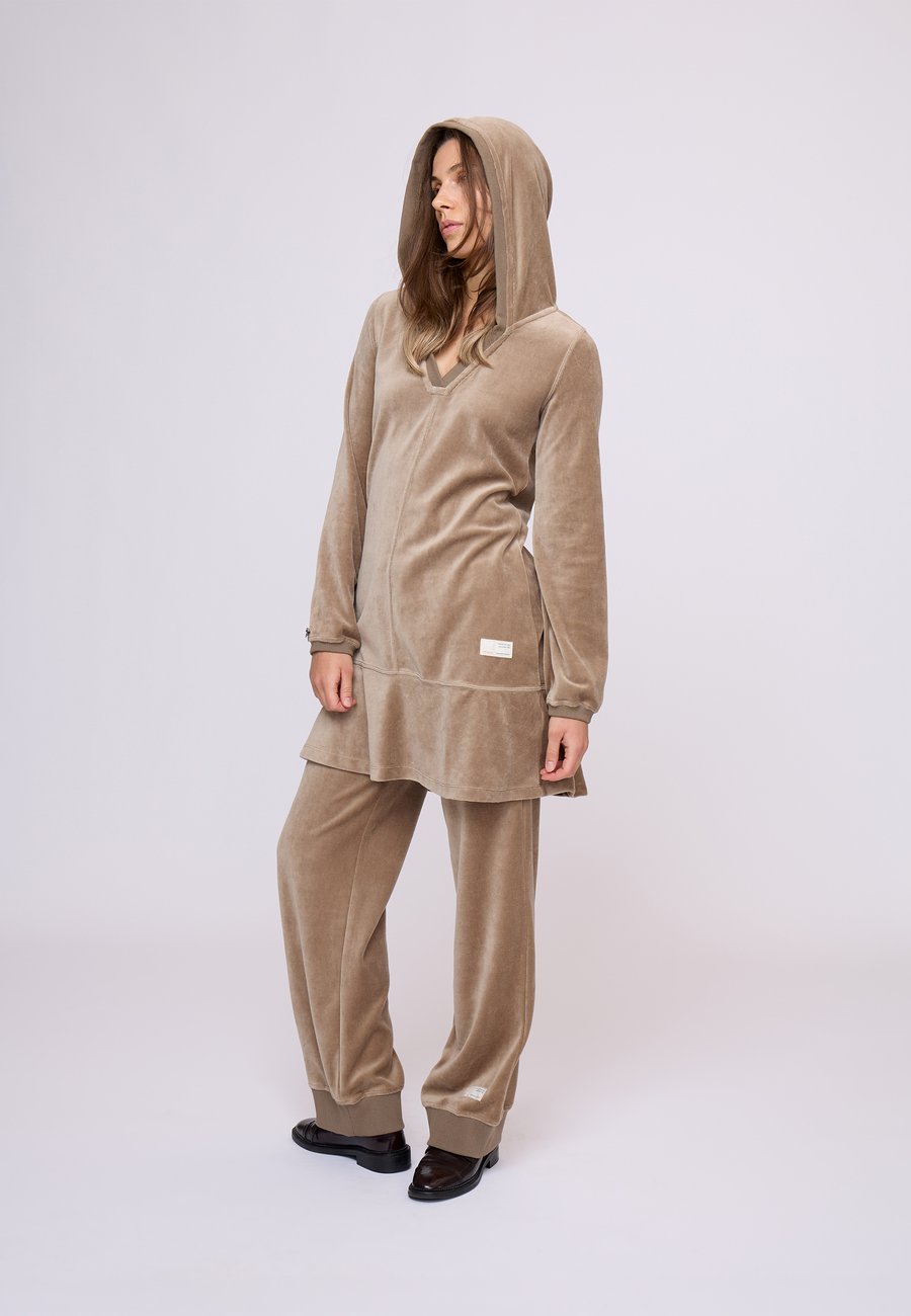 Платье Odd Molly BIGGI , Timber Wolf/Beige
Платье Odd Molly BIGGI , Timber Wolf/Beige