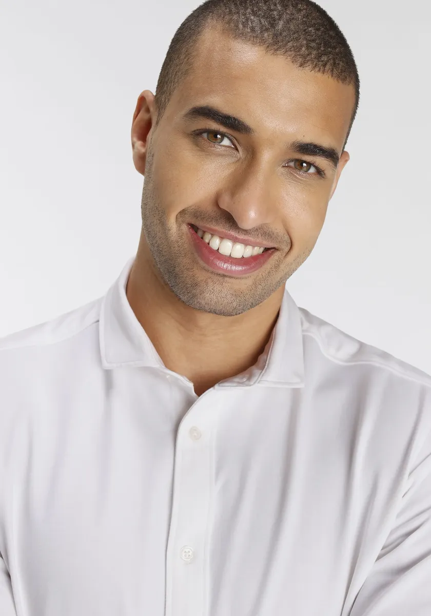 Рубашка с длинными рукавами Bruno Banani "Рубашка из джерси, удобная, как футболка", белый 
Рубашка с длинными рукавами Bruno Banani "Рубашка из джерси, удобная, как футболка", белый