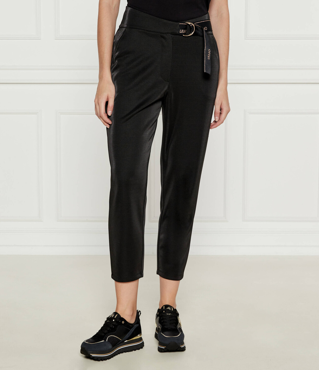 Брюки Liu Jo Sport Regular Fit, черный
Брюки Liu Jo Sport Regular Fit, черный