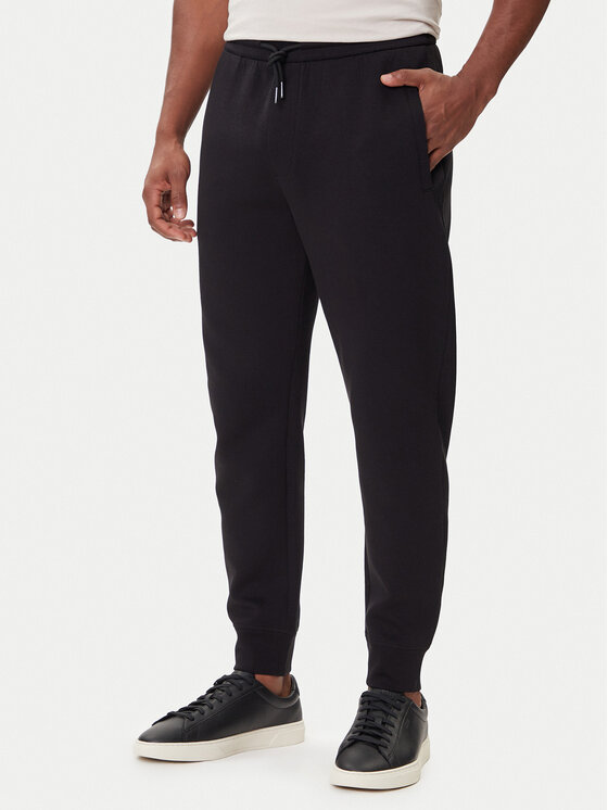Спортивные брюки slim fit XM001886 AF10818 MC237 Armani Exchange, черный
Спортивные брюки slim fit XM001886 AF10818 MC237 Armani Exchange, черный
