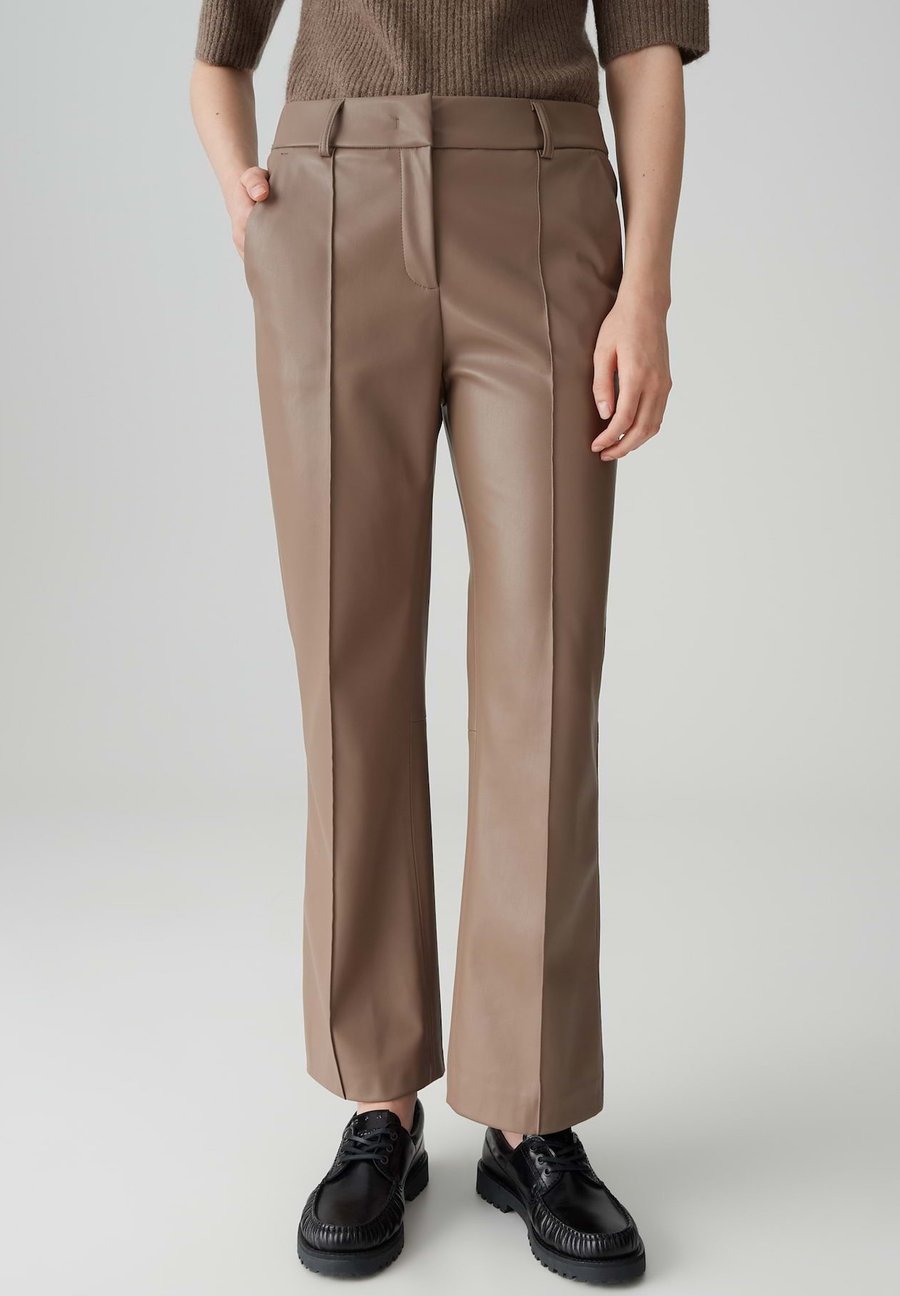 Брюки OPUS PANTS MID RISE , Warm Taupe/Taupe
Брюки OPUS PANTS MID RISE , Warm Taupe/Taupe