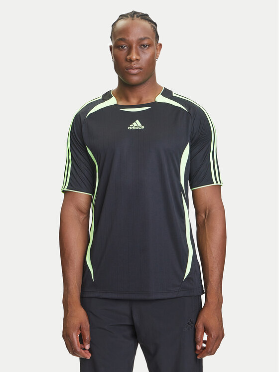 Футболка loose fit Teamgeist adicolor JW5872 Adidas, чёрный
Футболка loose fit Teamgeist adicolor JW5872 Adidas, чёрный