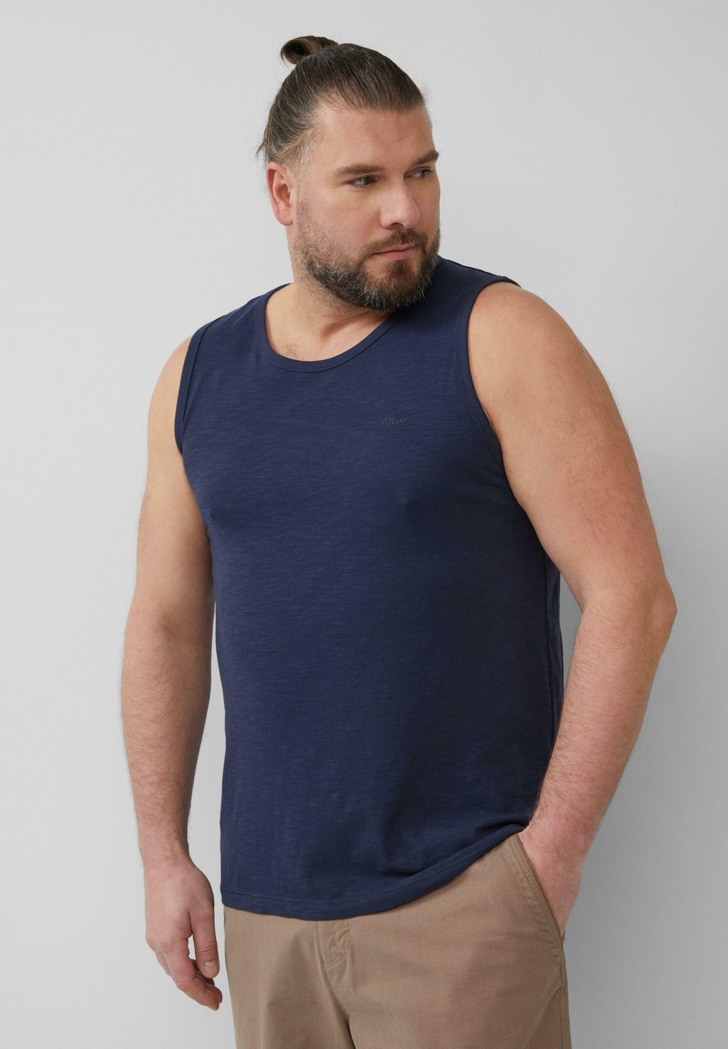 Майка s.Oliver, темно-синий
Майка s.Oliver, темно-синий