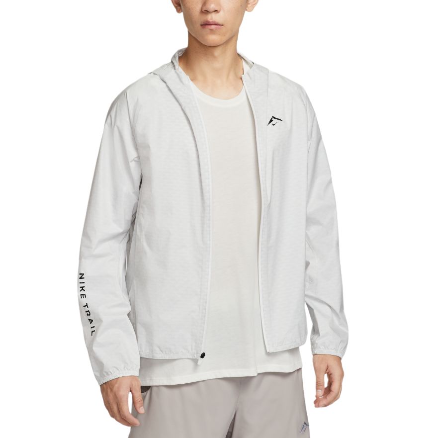 Nike Мужская ветровка Storm FIT водонепроницаемая ветронепроницаемая дышащая, 133 Summit White/Black
Nike Мужская ветровка Storm FIT водонепроницаемая ветронепроницаемая дышащая, 133 Summit White/Black