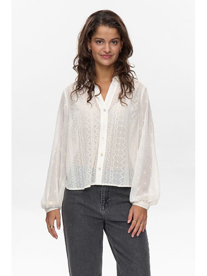 NÜMPH Блузка «Лора» белого цвета
NÜMPH Блузка «Лора» белого цвета