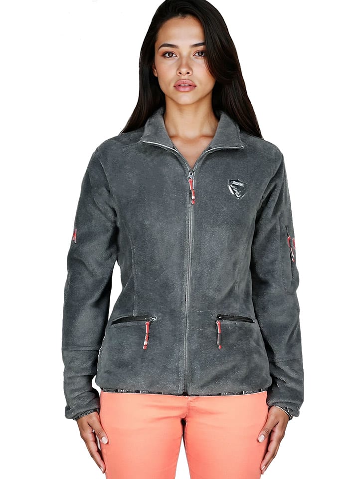 Canadian Peak Флисовая куртка «Tisalineak» антрацитового цвета
Canadian Peak Флисовая куртка «Tisalineak» антрацитового цвета