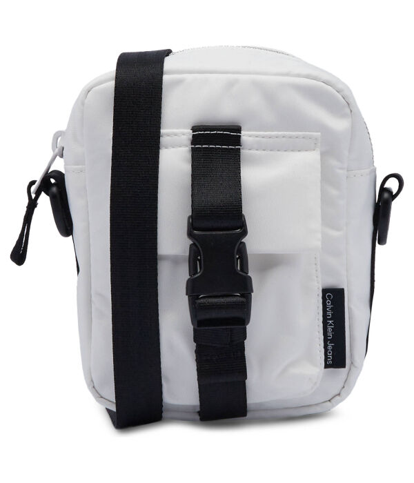 Маленькая сумочка Calvin Klein Jeans, белый
Маленькая сумочка Calvin Klein Jeans, белый