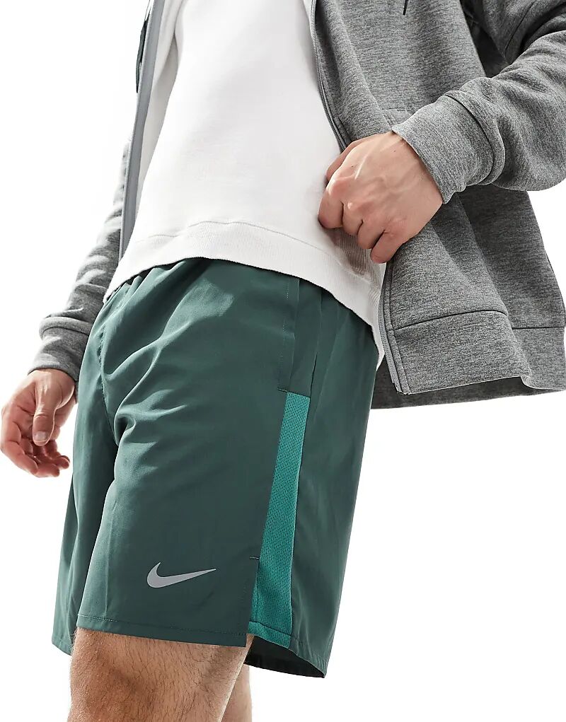 Nike Running – Challenger Dri-FIT – шорты для бега темно-зеленого цвета, длина внутреннего шва 7 дюймов
Nike Running – Challenger Dri-FIT – шорты для бега темно-зеленого цвета, длина внутреннего шва 7 дюймов
