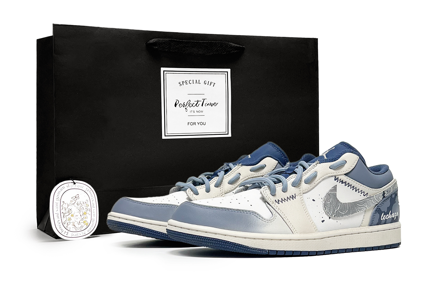 Jordan Кроссовки Air 1 устойчивые к истиранию мужские низкие винтажные баскетбольные сине-белые, цвет Blue White
Jordan Кроссовки Air 1 устойчивые к истиранию мужские низкие винтажные баскетбольные сине-белые, цвет Blue White