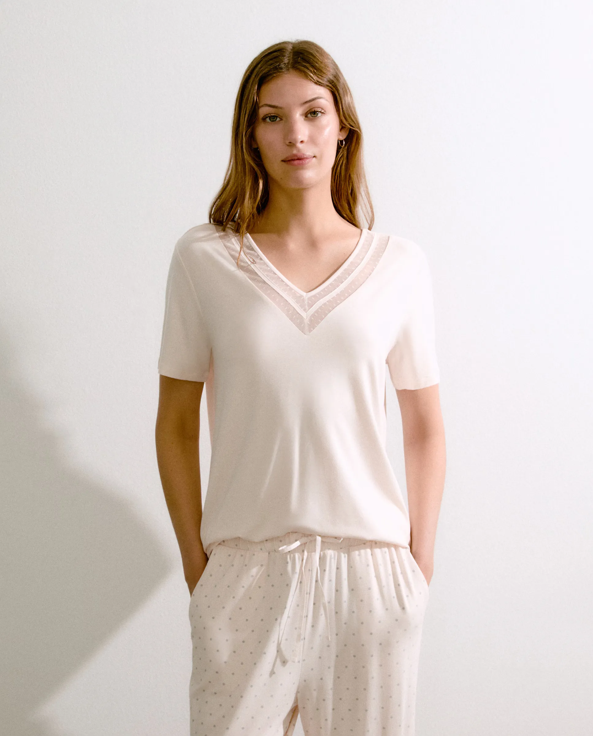 Женская пижамная футболка с коротким рукавом Énfasis, цвет 120 Crudo
Женская пижамная футболка с коротким рукавом Énfasis, цвет 120 Crudo