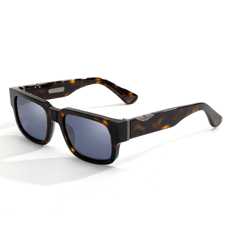 Police Прямоугольные солнцезащитные очки с пластиковой оправой Unisex, SPLP24-540722\亮黑框\蓝片
Police Прямоугольные солнцезащитные очки с пластиковой оправой Unisex, SPLP24-540722\亮黑框\蓝片