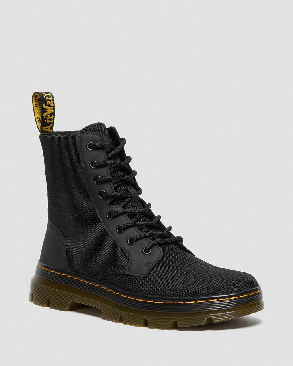 Повседневные ботинки из полиэстера Dr. Martens Combs, цвет Black — Extra Tough Poly+Rubbery
Повседневные ботинки из полиэстера Dr. Martens Combs, цвет Black — Extra Tough Poly+Rubbery