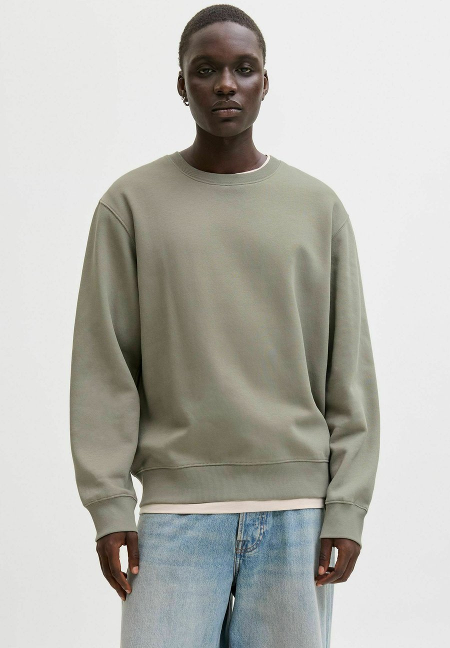 Толстовка Jack & Jones JJESTAR BASIC CREW NECK, Vetiver/Light Green
Толстовка Jack & Jones JJESTAR BASIC CREW NECK, Vetiver/Light Green