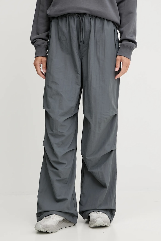 Спортивные штаны Discovery P.E Nation, серый
Спортивные штаны Discovery P.E Nation, серый