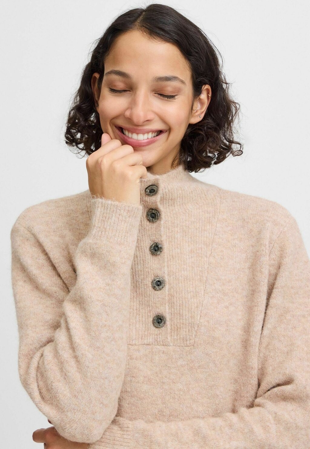 Платье-джемпер MEA b.young, бежевый 
Платье-джемпер MEA b.young, бежевый