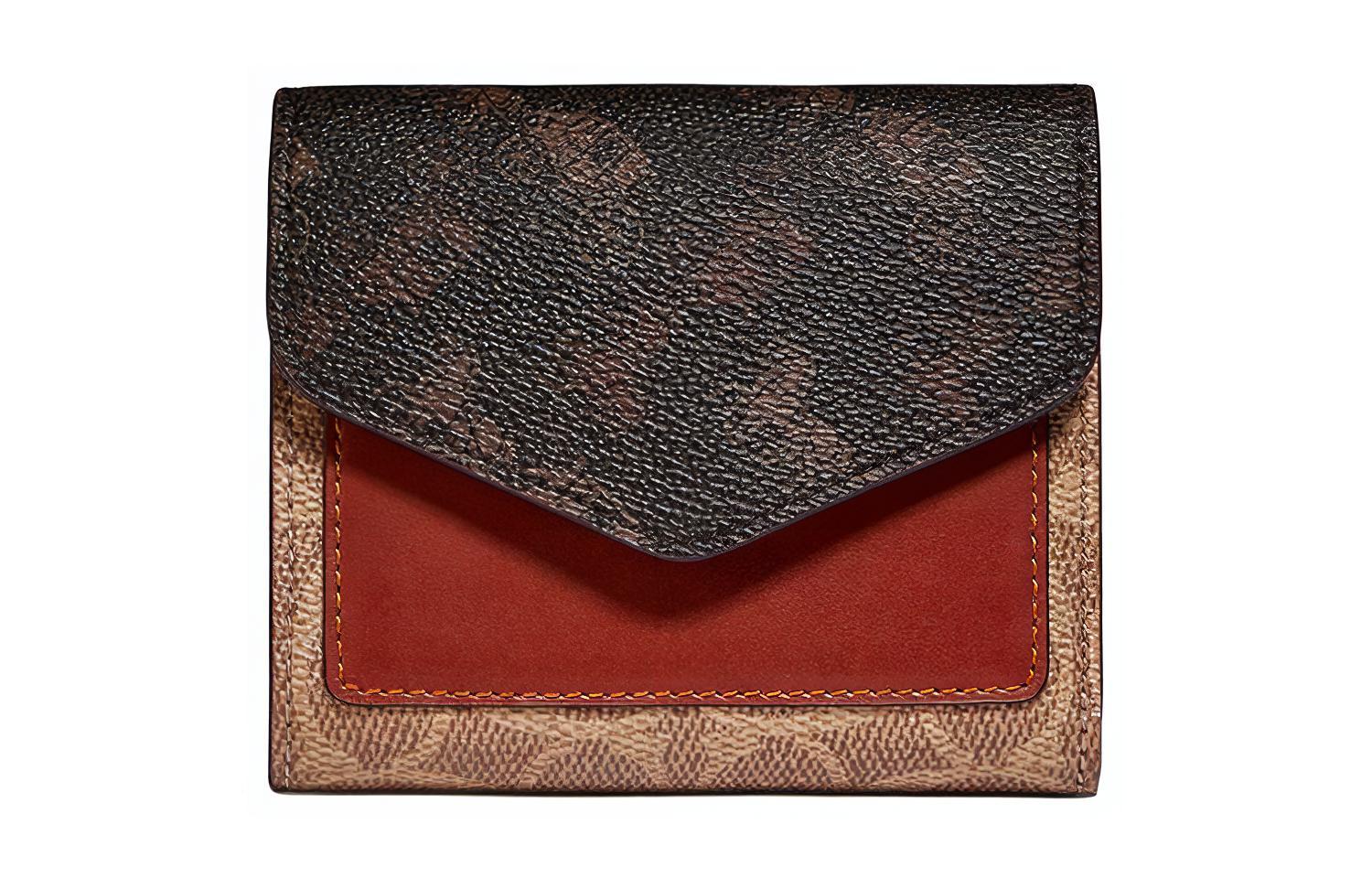 COACH Кожаный женский кошелёк тёмно-коричневый
COACH Кожаный женский кошелёк тёмно-коричневый